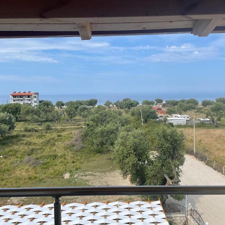 בורש Hotel Riviera מראה חיצוני תמונה